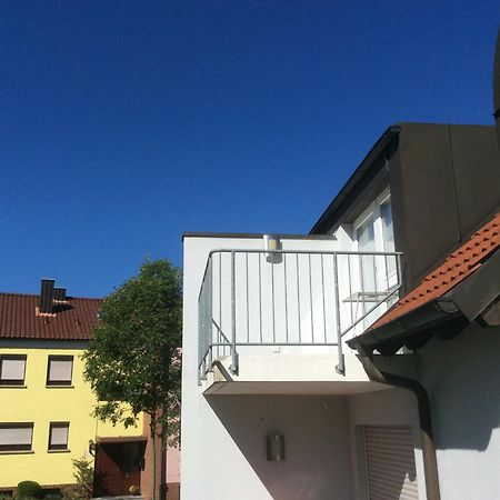 Studio Ochsenfurt Mit Sonnigem Balkon エクステリア 写真