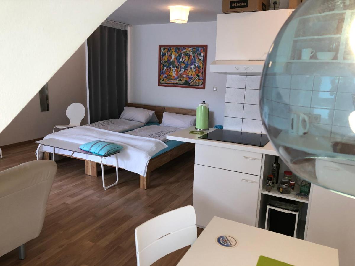 Studio Ochsenfurt Mit Sonnigem Balkon エクステリア 写真