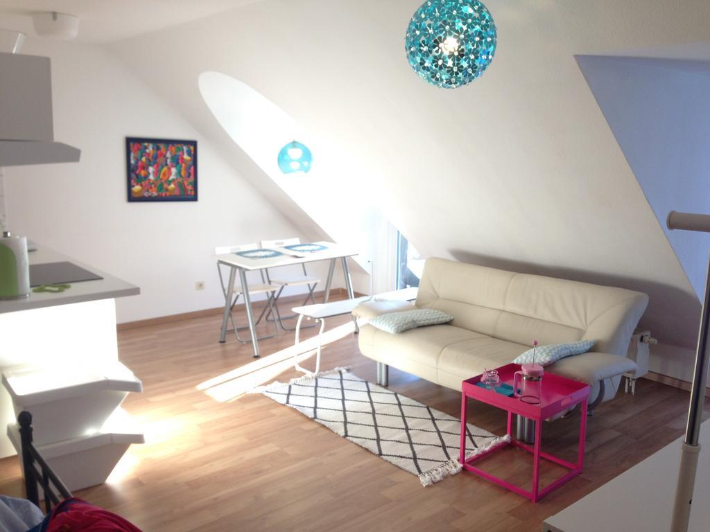 Studio Ochsenfurt Mit Sonnigem Balkon エクステリア 写真
